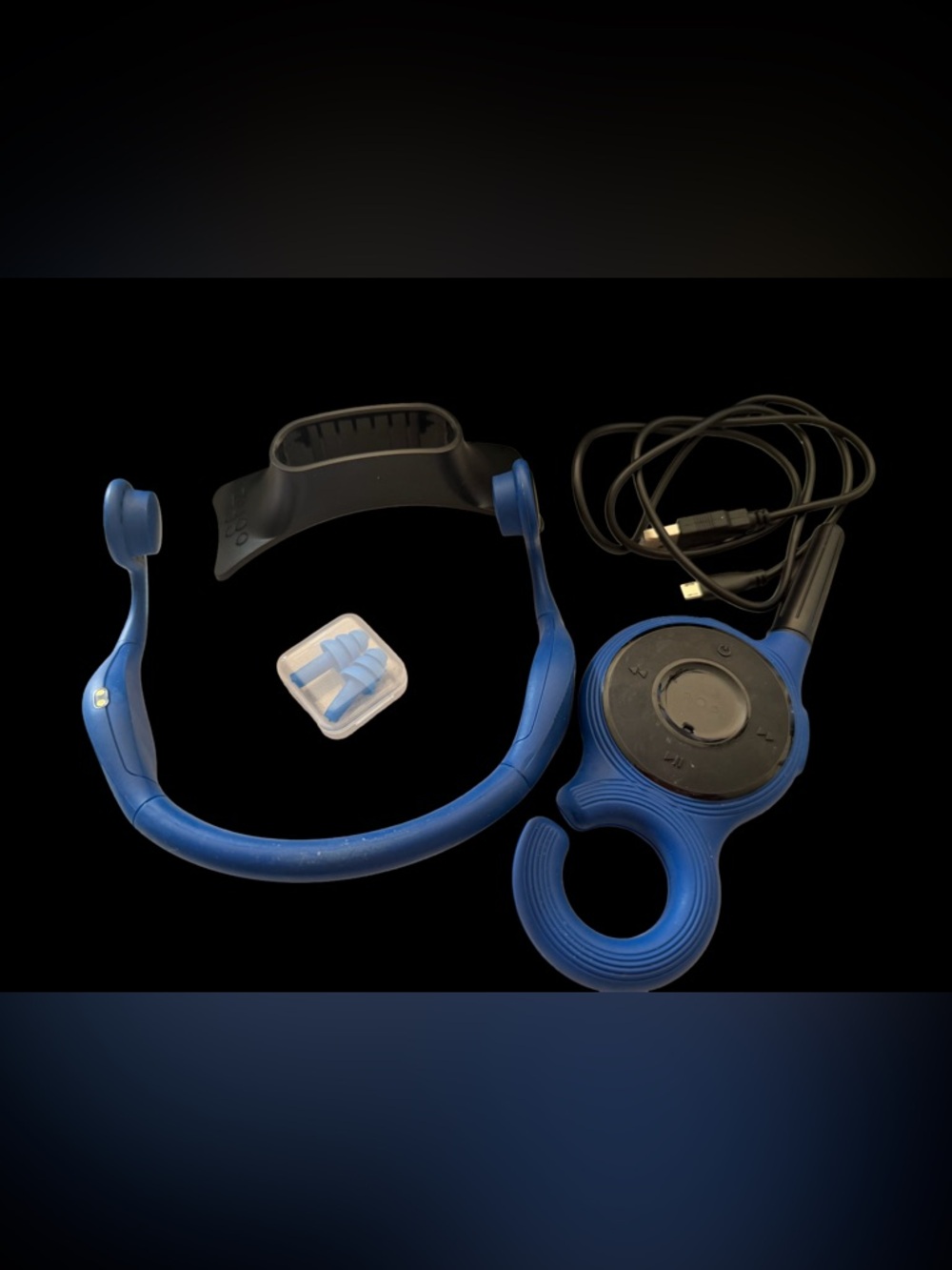 Zygo ZY100 Swimming Headphones With ZY200 Transmitter & Charging Case Complete - Picture 2 of 2